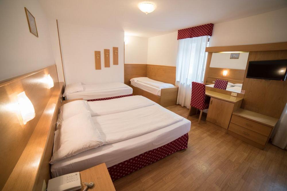 Hotel Due Spade Folgaria Zewnętrze zdjęcie