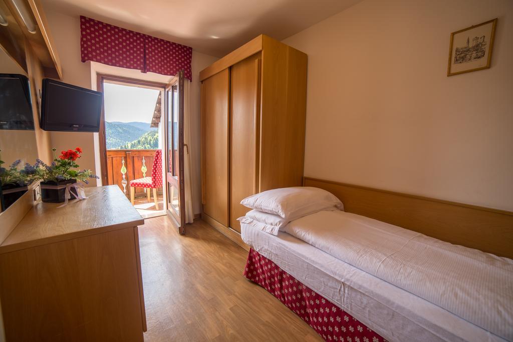 Hotel Due Spade Folgaria Zewnętrze zdjęcie